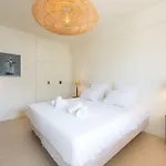 Appartement 2-br With Terrace & Sea View Palm