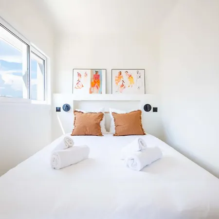 2-br With Terrace & Sea View Palm Appartement