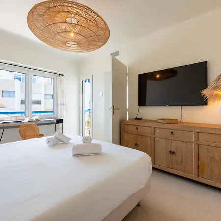 2-br With Terrace & Sea View Palm Apartmán